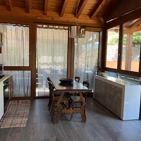 Garda 33 Apartamento Caprino Veronese
